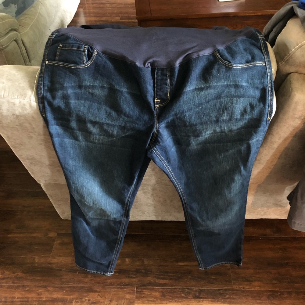 Old navy maternity skinny jeans 18 short